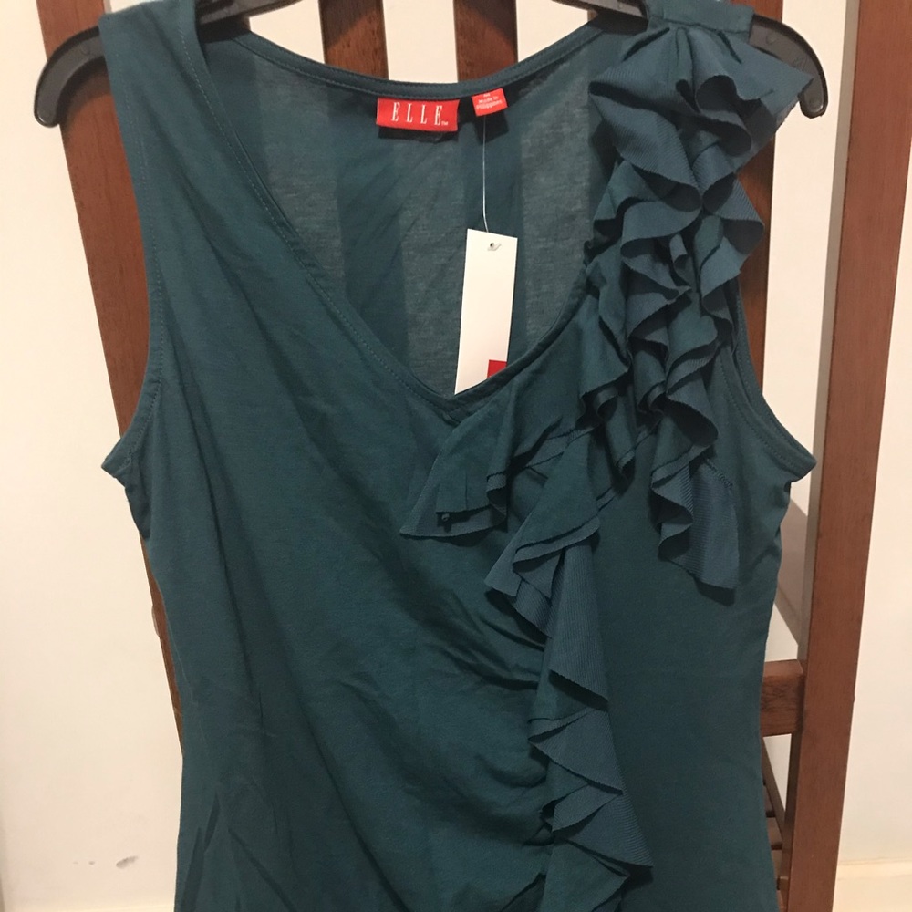 Sleeveless green blouse